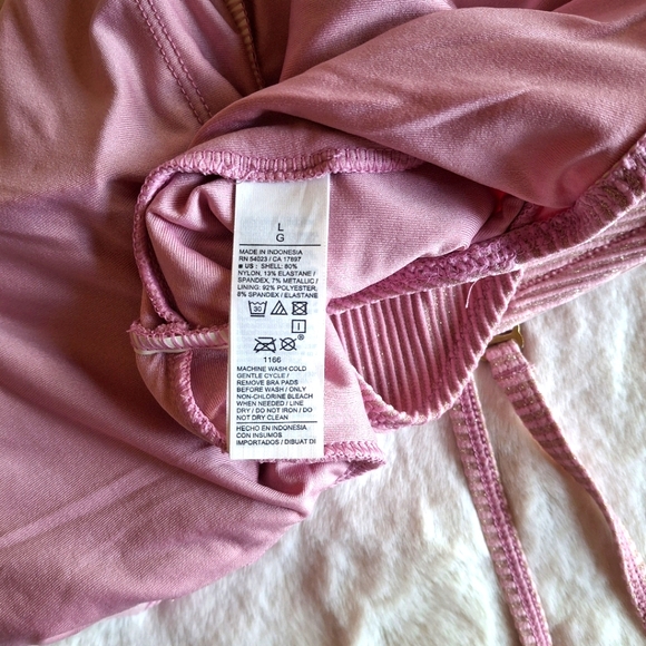 Old Navy One Piece Blush Pink Swimsuit Bathingsuit - Picture 7 of 8